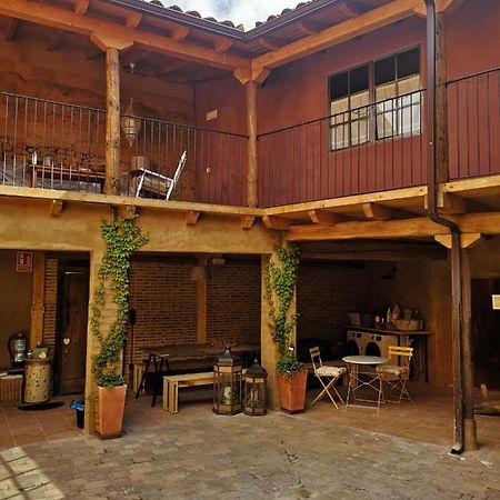 L' Abilleiru Albergue Rural Santibanez de Valdeiglesias Exterior photo