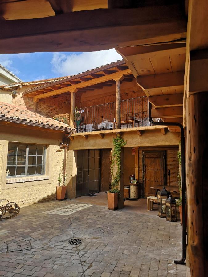 L' Abilleiru Albergue Rural Santibanez de Valdeiglesias Exterior photo