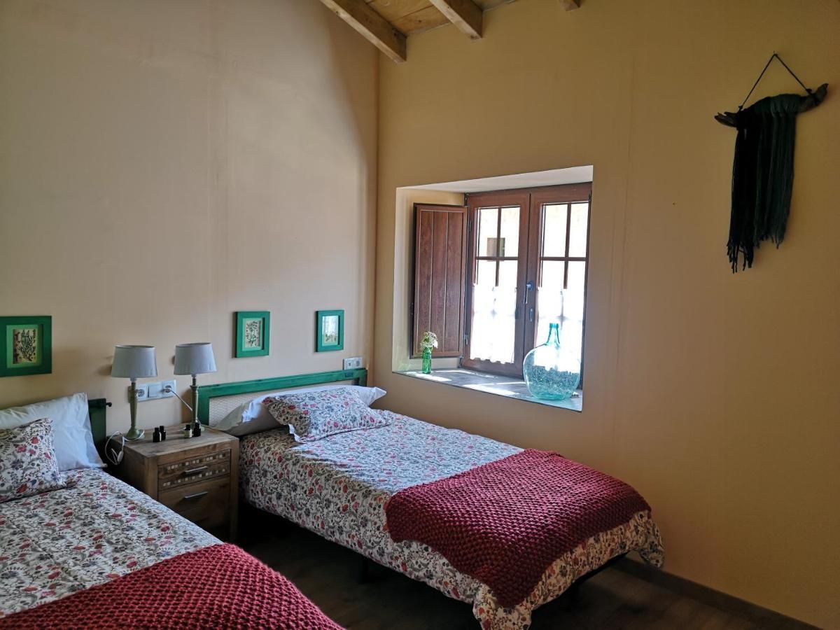 L' Abilleiru Albergue Rural Santibanez de Valdeiglesias Exterior photo